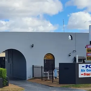 Motel Bourbong St ***