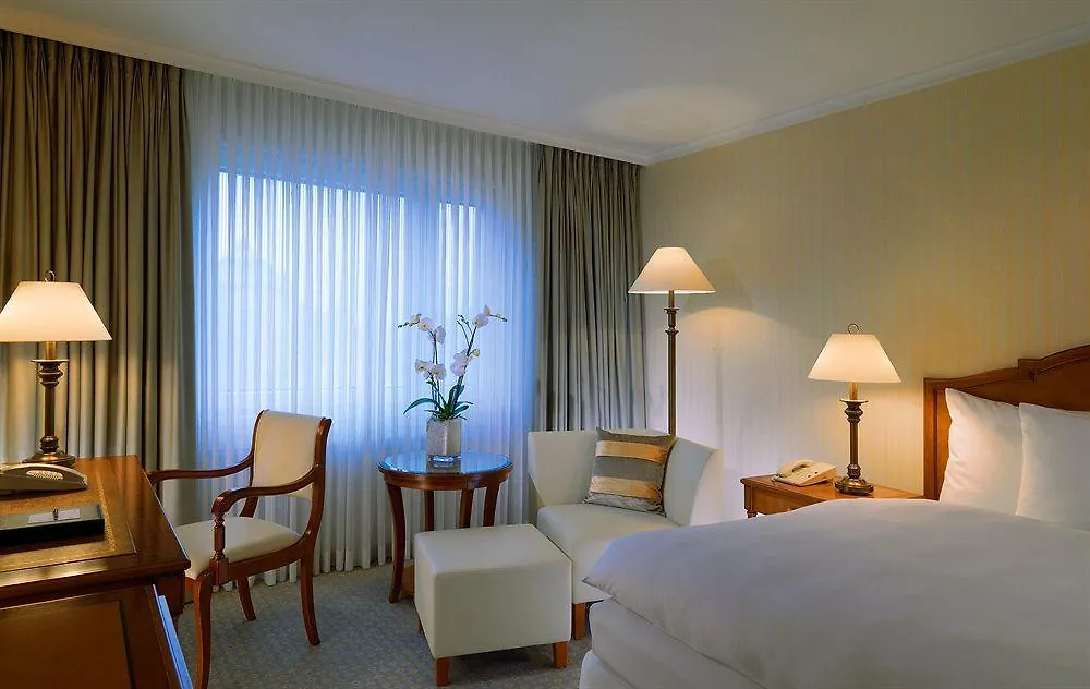 Bilderberg Bellevue Hotel Dresden