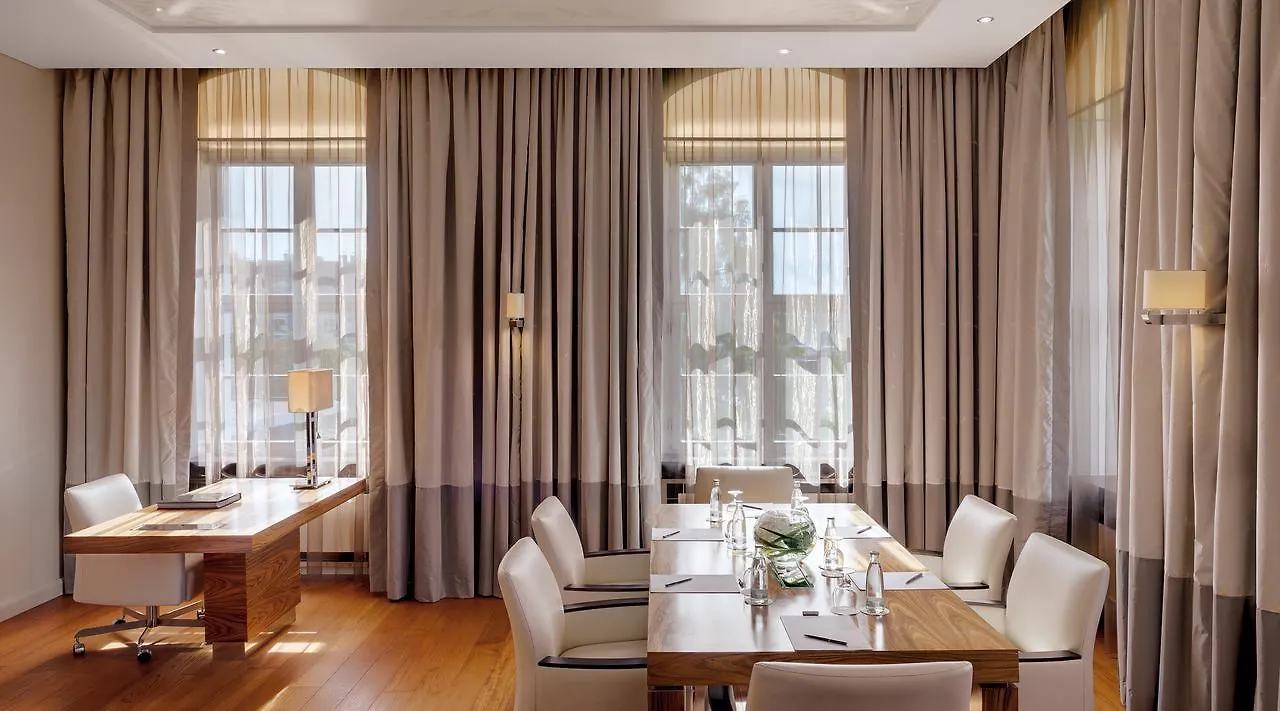 Bilderberg Bellevue Hotel Dresden